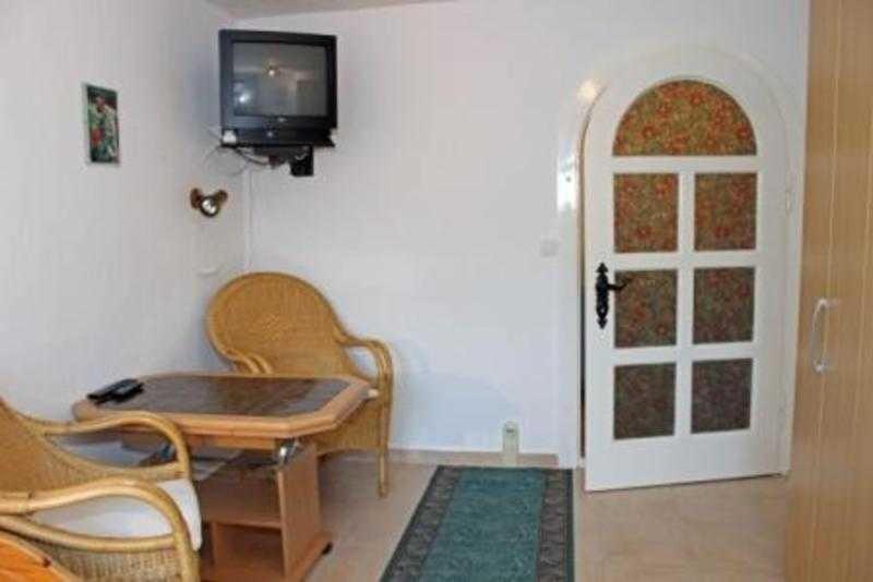 Privatunterkunft Gaestezimmer Am Tiefwarensee